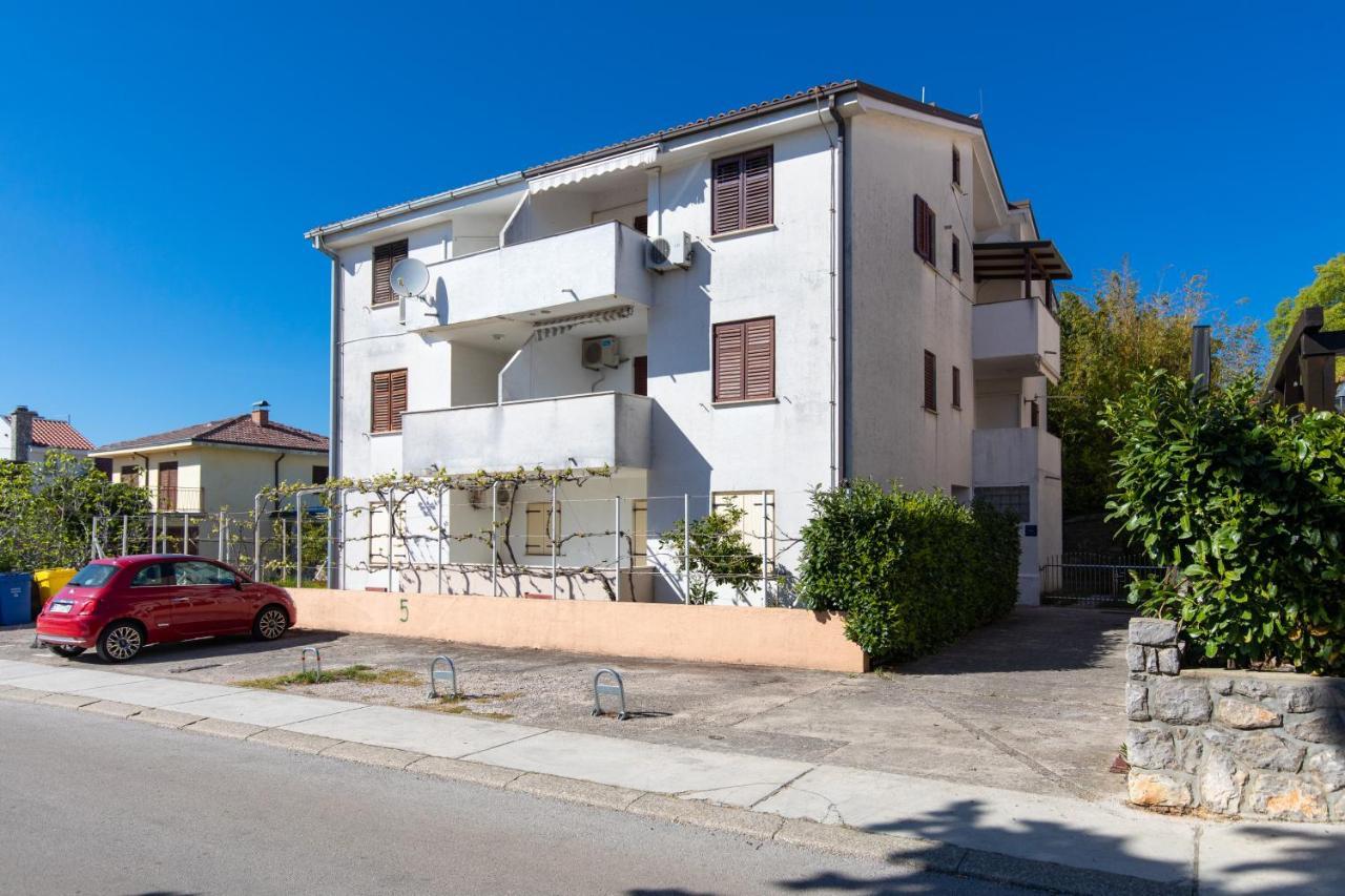 קרק Apartment Bozena Krk מראה חיצוני תמונה